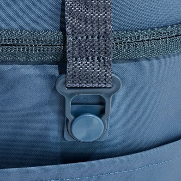 carryouttm-soft-cooler-15-l-b3 250815_hydro_cooler_details_14854_6.jpg