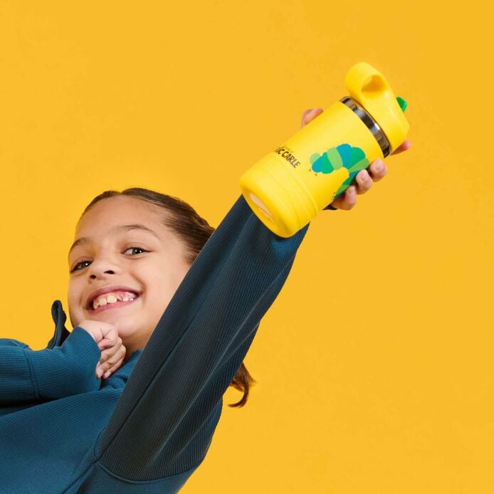 kids-12-oz-bottle-world-of-eric-carletm-y6 9-lifestyle.jpeg