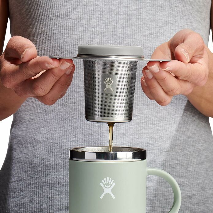 tea-infuser-n2 drif035-tea-infuser-birch-hb-pour_1.jpg