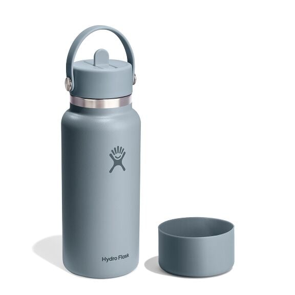 32-oz-straw-bottle-and-boot-bundle-g6 group_199_1.jpg