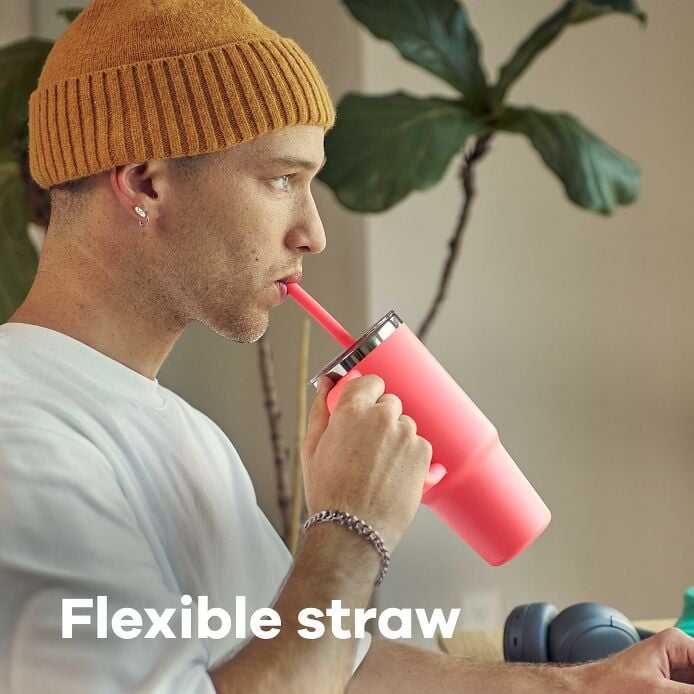 hydration-handledtm-bundle-v2 hf_s26_ttpscc_apdp_06.jpg