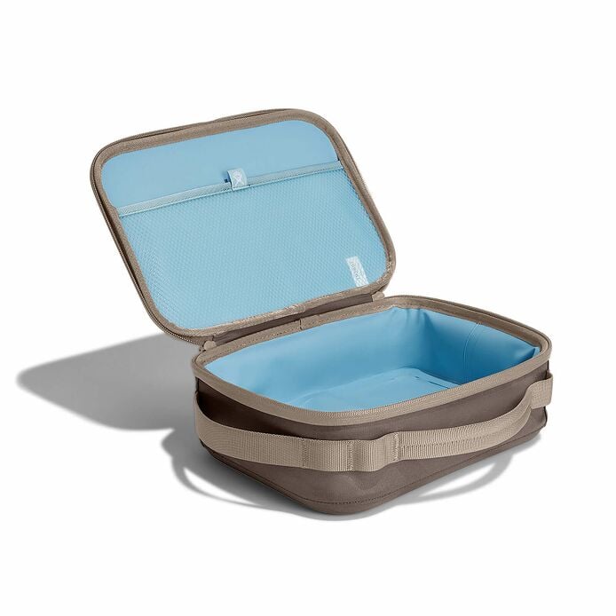 5-l-carry-outtm-lunch-box-q4 lbox217_5lcarryoutlunchbox_sandpiper_angled.jpg